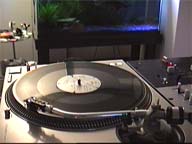 Scratch video clip: Drumming sample from 'Superduck Breaks', a battle DJ record (5.5 MB DivX 5, 1:28)
